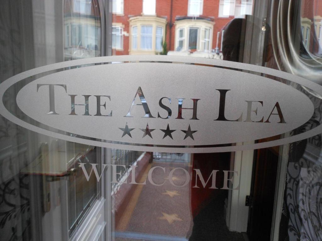 Ash Lea Hotel Blackpool Exteriör bild